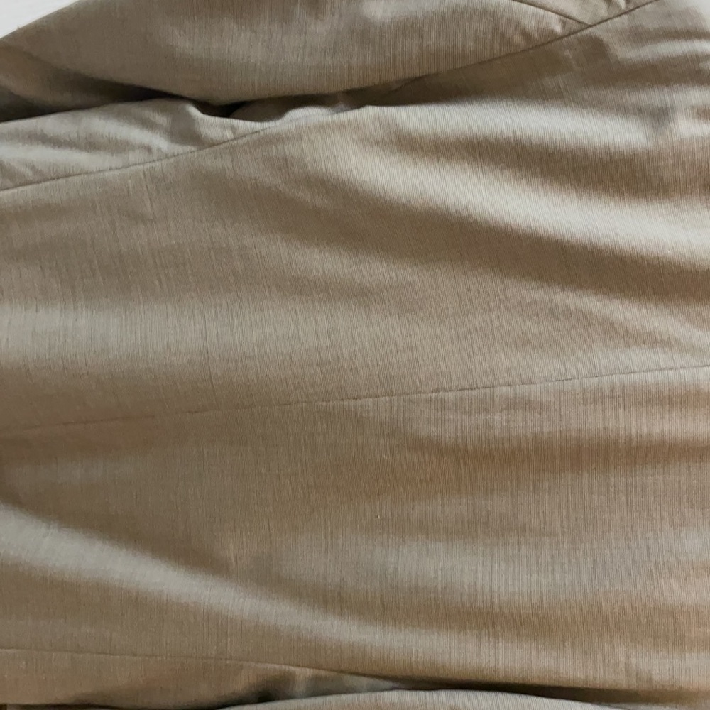 Suit - Picture 5 of 5